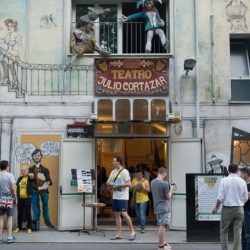 Teatro Nucleo_ L’Arte di Agire Totem Scene Urbane al Teatro Julio Cortazar